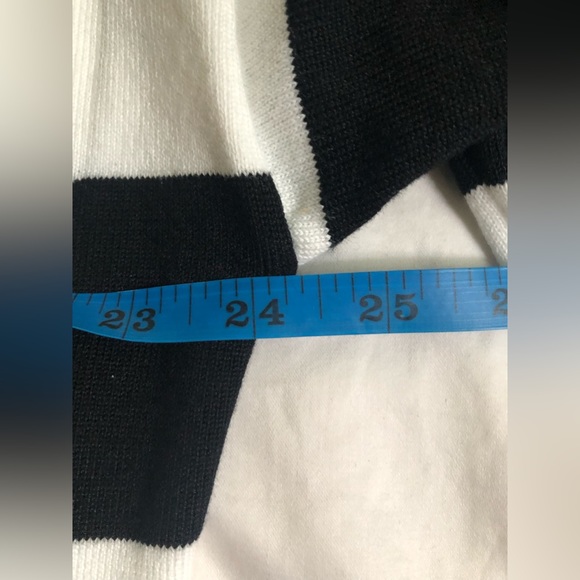 ASHLEY STEWART OFF THE SHOULDER SWEATER SIZE: 14/16 - Picture 11 of 11